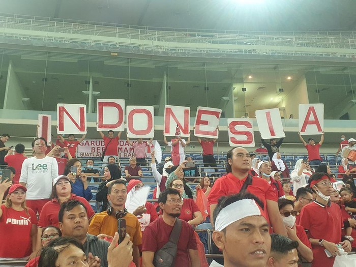 Asosiasi Suporter Indonesia Kuwait (ASIK) Siap Kembali Bakar Semangat Timnas Indonesia di Laga Penentuan