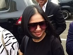 Mertua Vanessa Angel Tolak Damai, Tiara Marleen Berurai Air Mata