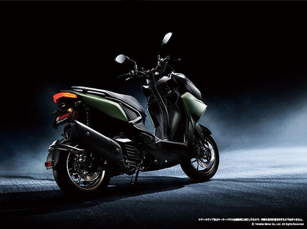 Lihat Lebih Dekat Yamaha X Force 2022, Aerox 155 Versi Dek Rata