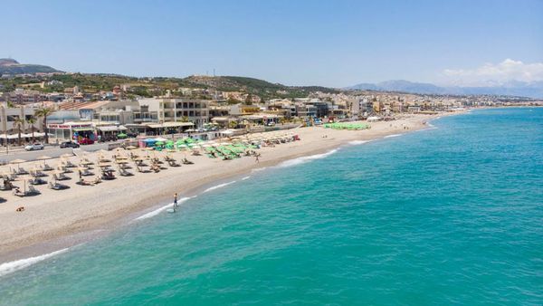 Surga Kecil di Yunani Itu Bernama Pantai Rethymno