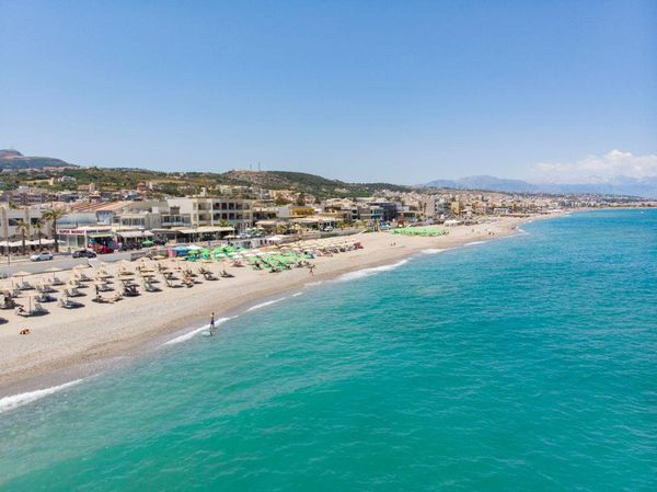 Surga Kecil di Yunani Itu Bernama Pantai Rethymno