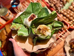 Angkringan Mas Jalu: Mantul! Nasi Kucing Teri Balado dengan 15 Pilihan Lauk