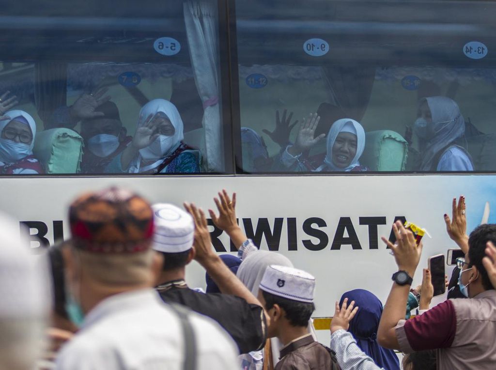 Jamaah Haji Pulang Ke Tanah Air Wajib Karantina Mandiri 21 Hari
