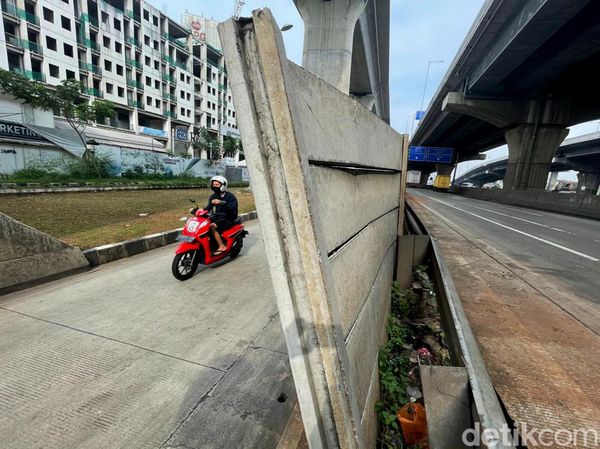 Tembok Pembatas Tol JORR Cikunir Ini Nyaris Roboh