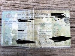 Perpanjang STNK Online Tak Dapat Stiker Pengesahan, Ini Penjelasan Polisi