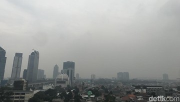 Polusi Udara Jakarta-Tangerang Buruk: Risiko Pneumonia Mengintai Polusi Udara Jakarta-Tangerang Buruk: Risiko Pneumonia Mengintai