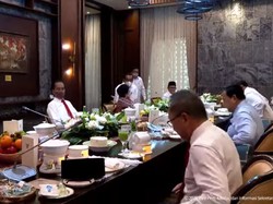 Jelang Reshuffle, Jokowi Makan Bareng Ketum Parpol Megawati hingga Prabowo