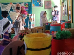 Keren! Siswa SD di Klaten Bikin Ratusan Kerajinan dari Sampah