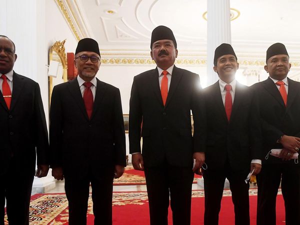 Potret Menteri dan Wamen Baru yang Dilantik Jokowi
