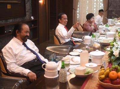 Momen Makan Siang Jokowi dan Tokoh, Ada yang Spesial Sebelum Reshuffle