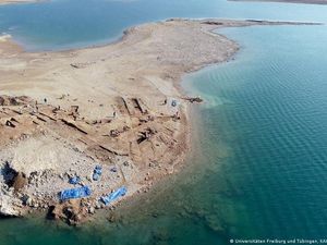 Sensasi Arkeologi: Kota Kuno Muncul di Bendungan Mosul Irak