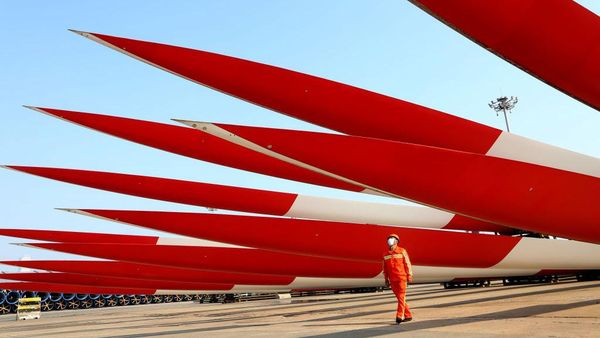 Seperti Ini Pembuatan Menara Turbin Angin, Serba Besar dan Megah