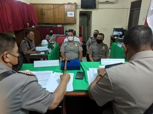 Selundupkan Sabu ke Ruang Tahanan, Polisi di Medan Dipecat-Dibui 4 Tahun