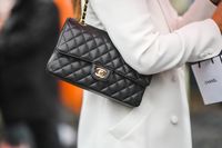 chanel classic flap