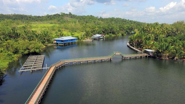 Jempolan! Perkampungan Danau Sentani Dijadikan Percontohan Ekowisata