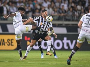 Hulk Pamer Tendangan Geledek, Bola Meluncur 112 Km per Jam!