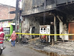 2 Korban Tewas Kebakaran SPBU Mini di Wedoro Sidoarjo Ibu dan Anak