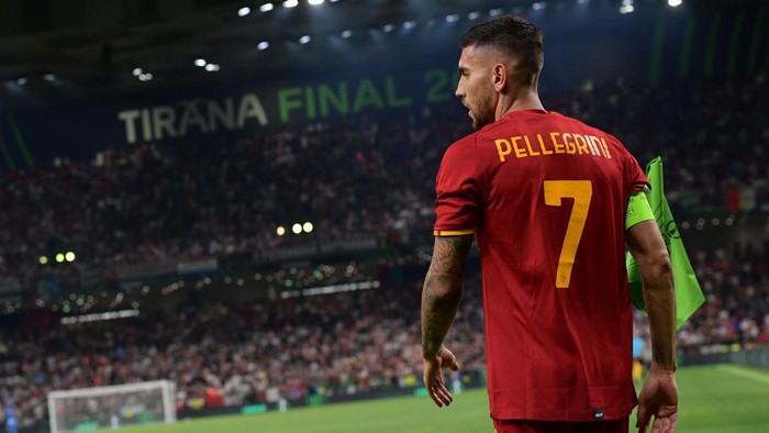 TIRANA, ALBANIA - MAY 25:  Lorenzo Pellegrini of AS Roma in action during the UEFA Conference League final match between AS Roma and Feyenoord at Arena Kombetare on May 25, 2022 in Tirana, Albania. (Photo by Fabio Rossi/AS Roma via Getty Images)