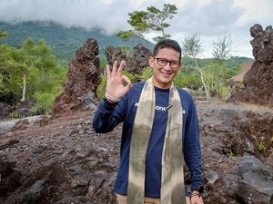 Sandiaga Dukung Geowisata Batu Angus Jadi Geopark Nasional Sandiaga Dukung Geowisata Batu Angus Jadi Geopark Nasional