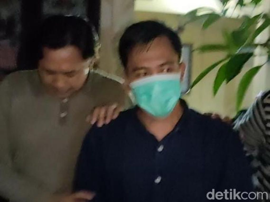 Modus Tawarkan Proyek, PNS Gadungan Tipu Rekanan hingga Rp 2,8 M Modus Tawarkan Proyek, PNS Gadungan Tipu Rekanan hingga Rp 2,8 M