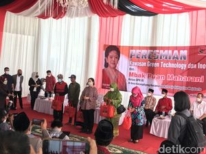 Puan Resmikan Fasilitas Pengolahan Sampah di Jatim, Temui Pemulung