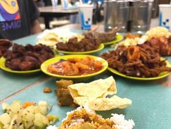 Resto Kari Ini Cari Pegawai dengan Iming-iming Hadiah iPhone