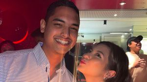 Foto Shalom Razade Rayakan Ultah Pacar, Wulan Guritno Bawa Kekasih Berondong