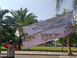 Spanduk PKL Dilarang Jualan Dipasang di Alun-alun Klaten, Ada Apa?