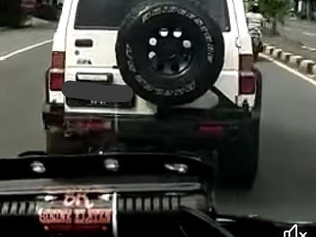 Viral Video Jip Halangi Ambulans di Jalan Jogja-Solo, Polisi Turun Tangan