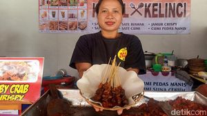 Wisata Kuliner Mencicipi Sate Biawak di Bali, Tertarik Coba?