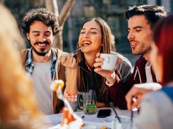 3 Tips Jajan Hemat Saat Akhir Pekan, Cocok Buat Tengah Bulan!