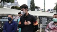 Kevin Hillers Sambangi Polda Metro Jaya Gegara Akun IG Di-Hack