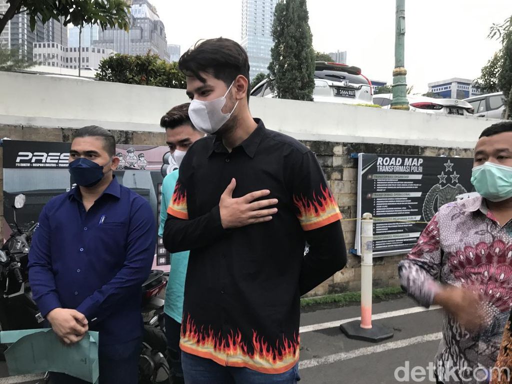 Kevin Hillers Ikatan Cinta Terancam Dijemput Paksa Usai 2 Kali Mangkir Kevin Hillers Ikatan Cinta Terancam Dijemput Paksa Usai 2 Kali Mangkir