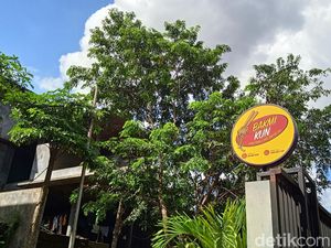 Cozy Banget! 5 Tempat Makan Kekinian Enak yang Ngumpet dalam Perumahan Cozy Banget! 5 Tempat Makan Kekinian Enak yang Ngumpet dalam Perumahan