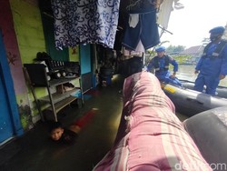 Polisi Persilakan Warga Titip Barang Berharga Bila Banjir Rob Melanda