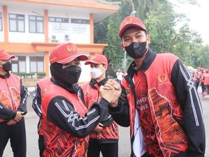 Lepas 221 Atlet ke Porprov Jatim, Bupati Mojokerto Beri Semangat