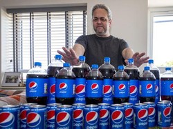 Gokil! Selama 20 Tahun Pria Ini Minum 30 Kaleng Pepsi Tiap Hari