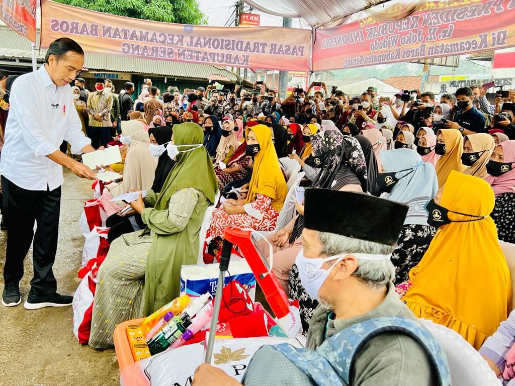 Pj Gubernur Banten Ungkap Pesan Jokowi Saat Tinjau Pasar-Bendungan Pj Gubernur Banten Ungkap Pesan Jokowi Saat Tinjau Pasar-Bendungan