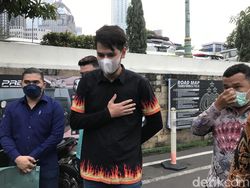 Jarang Muncul di Publik, Kevin Hillers Fokus Selesaikan Kasus