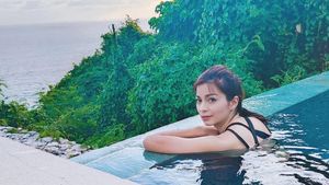 Foto: Manisnya Sandra Olga Saat Liburan di Bali