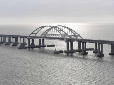 Foto-foto Jembatan Terpanjang di Eropa yang Akan Dihancurkan Ukraina