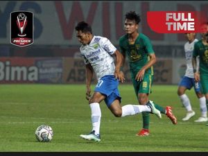 Kado Pahit Persebaya, Dikalahkan Persib 1-3 Kado Pahit Persebaya, Dikalahkan Persib 1-3
