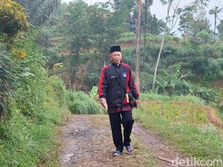 Kabar Terbaru Ki Hadjar, Guru yang Setengah Abad Jadi Honorer