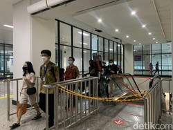 Meski Eskalator Mati 3 Kali, Anker Tak Berhenti Berharap