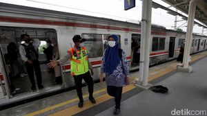 Stasiun Matraman Mulai Diuji Coba, Bagaimana Suasananya?