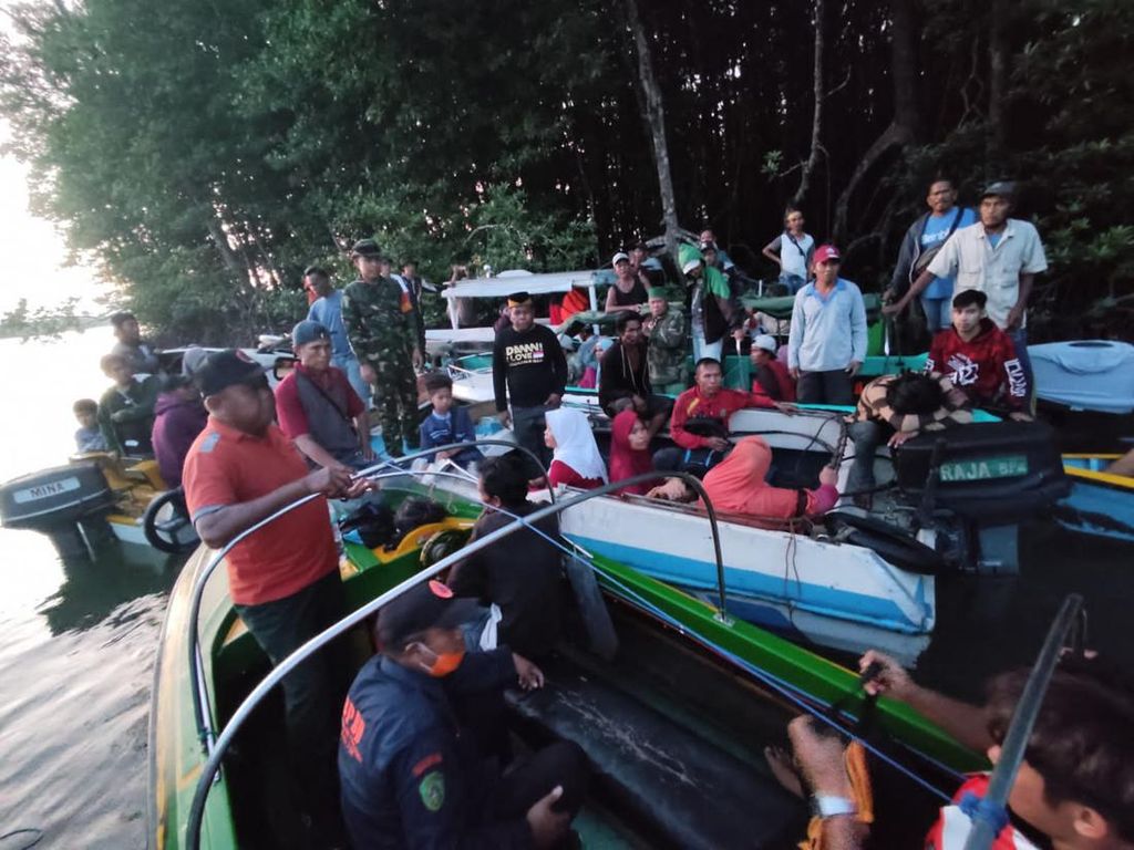 Nahas Nelayan Kaltim Diterkam Buaya hingga Setengah Jasad Hilang Nahas Nelayan Kaltim Diterkam Buaya hingga Setengah Jasad Hilang