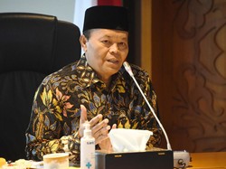 HNW Sebut RUU Sisdiknas Bertentangan dengan UU Pesantren