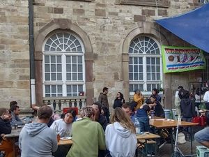 Keren! Warpopski, Warung Kekinian di Tebet Kini Buka Gerai di Jerman