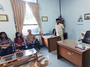 Tak Terima Dipecat Kades-Camat, 3 Aparat Desa di Tana Toraja Ngadu ke DPRD Tak Terima Dipecat Kades-Camat, 3 Aparat Desa di Tana Toraja Ngadu ke DPRD