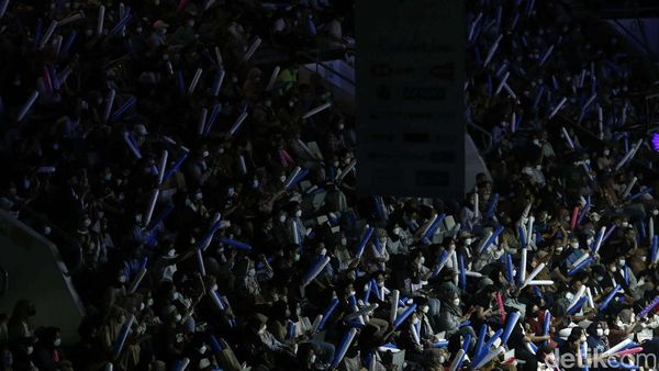 Badminton Lovers Melepas Rindu di Istora